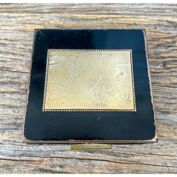 VIntage 1940s Black Enamel Brass Powder Compact With Mirror - Picture 2 of 12